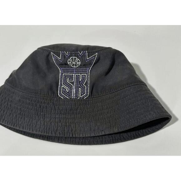 Reebok Sacramento Kings Kids Bucket Hat Basketball Team Black And Purple L/XL - Picture 6 of 6